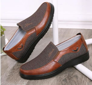 Business Casual Soft-soled Feet Flat-soled Men's Shoes (Option: Red brown-47 yards)