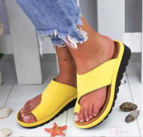 Women Slippers Flat Sole Casual Soft Big Toe Foot Sandal (Option: Yellow-36)
